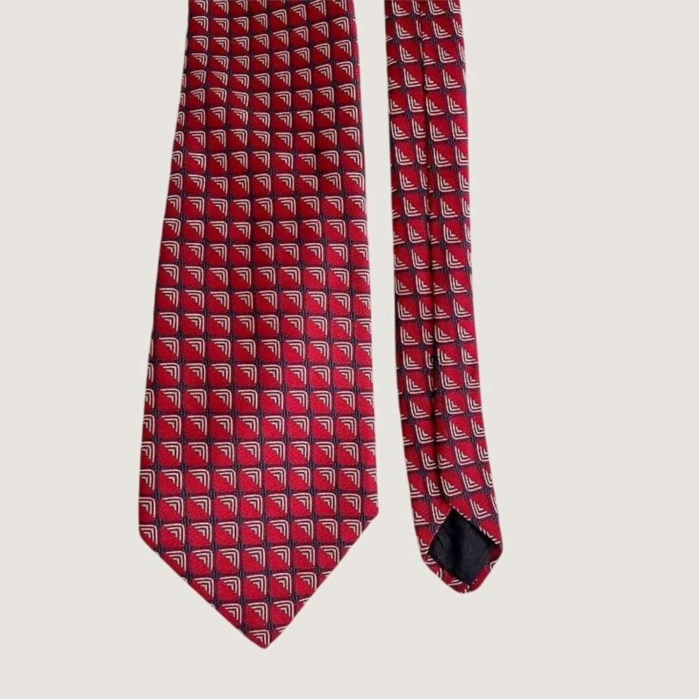 Brooks Brothers Basics Mens Red Geometric Square Pure Silk Tie Made in USA